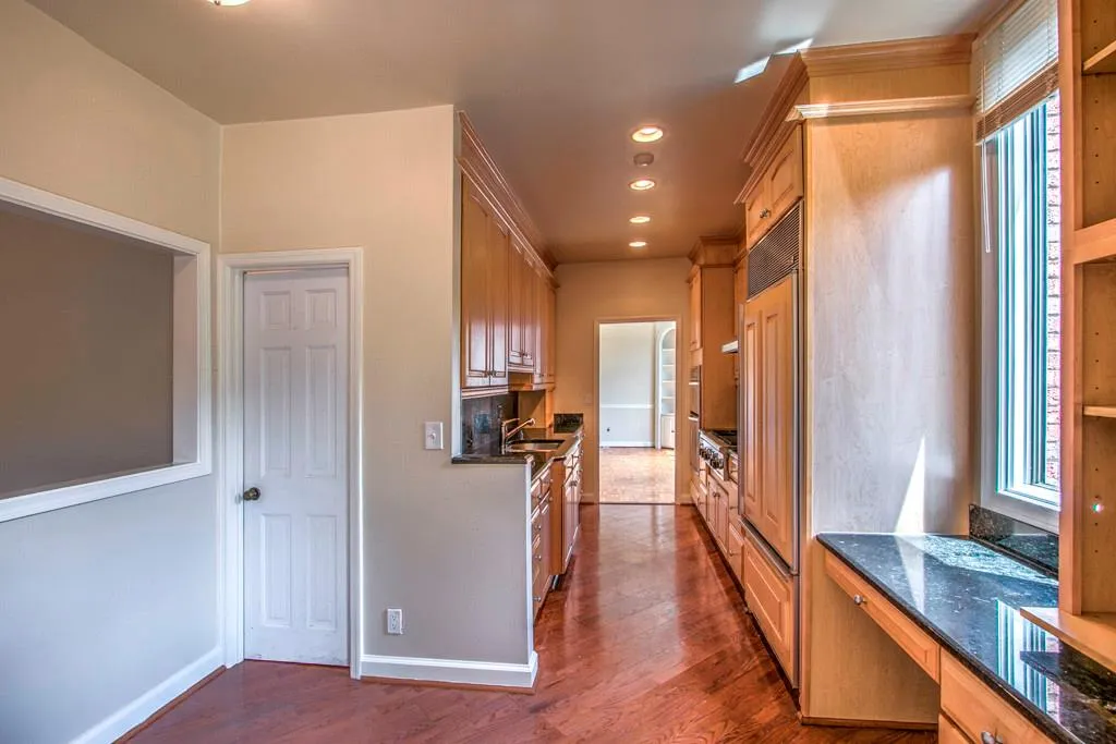 30 Willow Glen Ne, Atlanta, Georgia 30342, 4 Bedrooms Bedrooms, ,4 BathroomsBathrooms,Residential,Sold,30 Willow Glen Ne,5573351