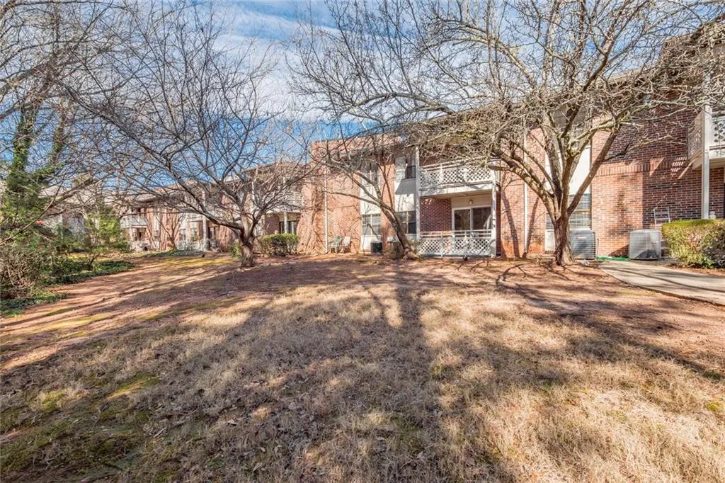 475 Mount Vernon Highway Ne Unit 117a, Sandy Springs, Georgia 30328, 1 Bedroom Bedrooms, ,1 BathroomBathrooms,Residential,Sold,475 Mount Vernon Highway Ne Unit 117a,6944269