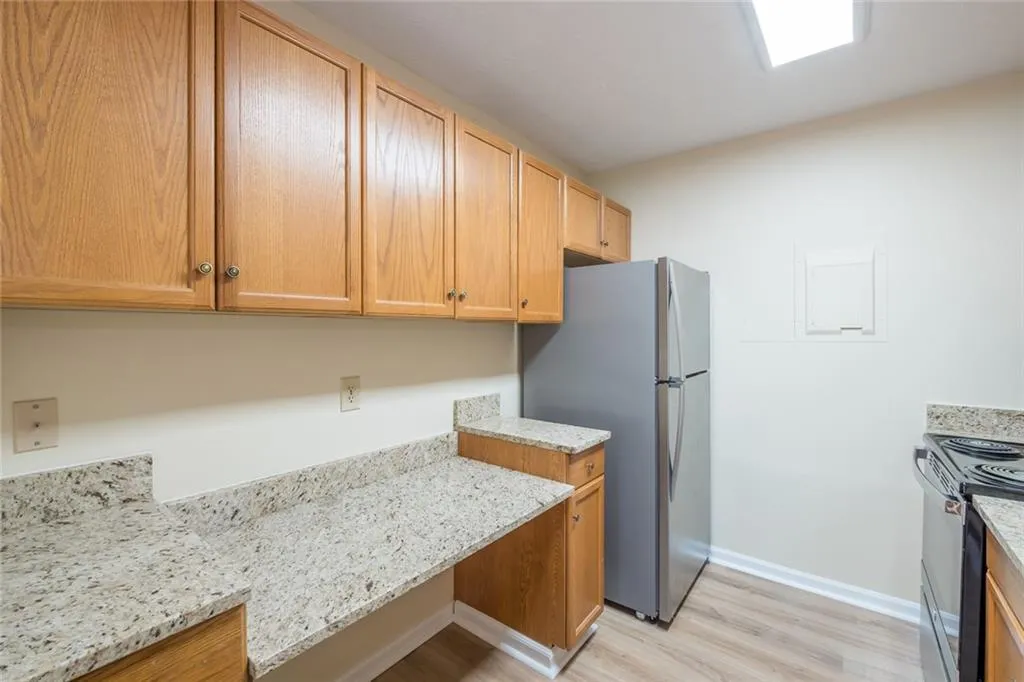 475 Mount Vernon Highway Ne Unit 117a, Sandy Springs, Georgia 30328, 1 Bedroom Bedrooms, ,1 BathroomBathrooms,Residential,Sold,475 Mount Vernon Highway Ne Unit 117a,6944269