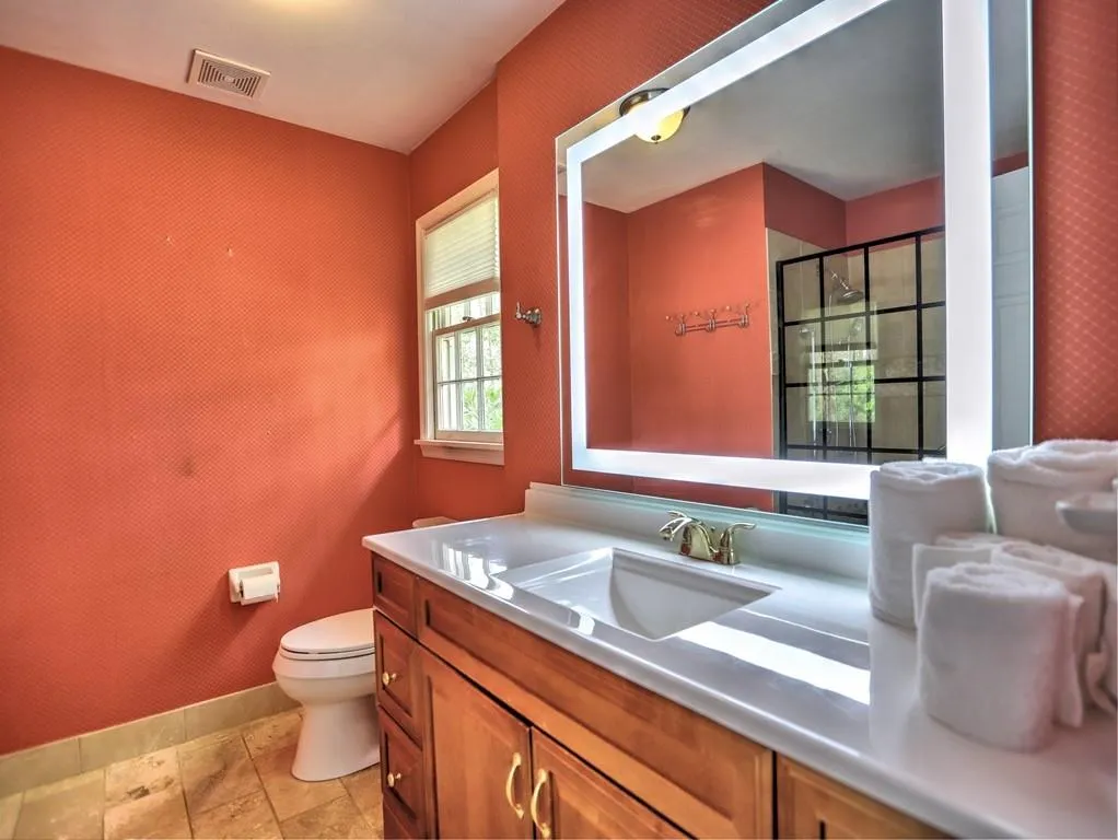 670 Spalding Drive, Sandy Springs, Georgia 30328, 5 Bedrooms Bedrooms, ,3 BathroomsBathrooms,Residential,Sold,670 Spalding Drive,7029651