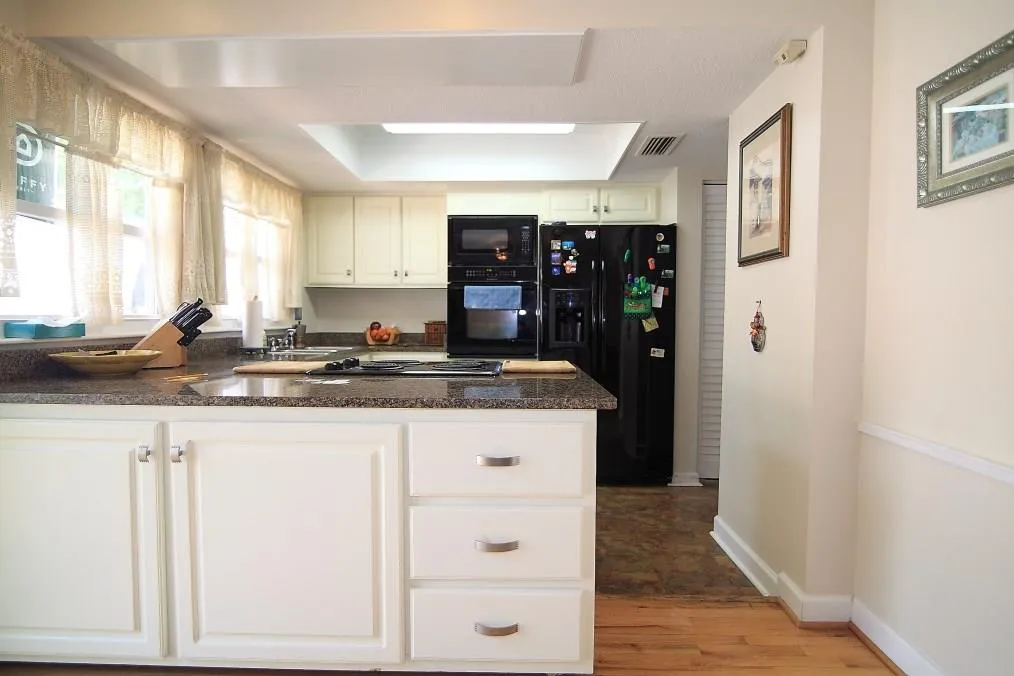 7118 Stonington Drive Unit 7118, Sandy Springs, Georgia 30328, 3 Bedrooms Bedrooms, ,2 BathroomsBathrooms,Residential,Sold,7118 Stonington Drive Unit 7118,5835751