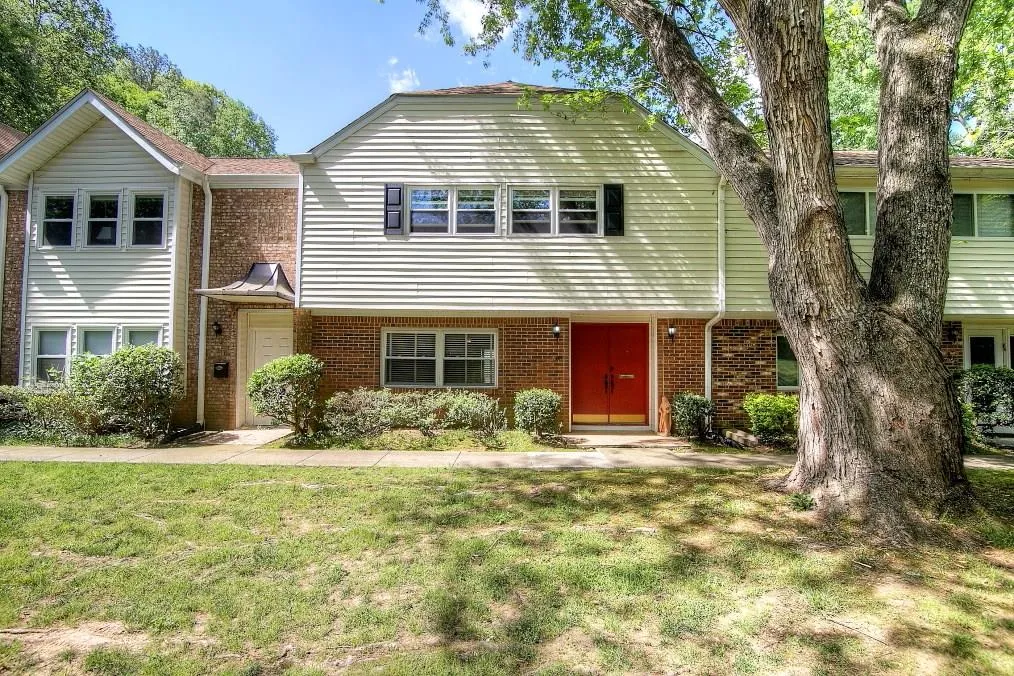 7118 Stonington Drive Unit 7118, Sandy Springs, Georgia 30328, 3 Bedrooms Bedrooms, ,2 BathroomsBathrooms,Residential,Sold,7118 Stonington Drive Unit 7118,5835751