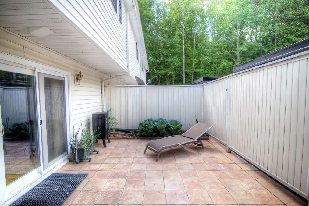 7118 Stonington Drive Unit 7118, Sandy Springs, Georgia 30328, 3 Bedrooms Bedrooms, ,2 BathroomsBathrooms,Residential,Sold,7118 Stonington Drive Unit 7118,5835751