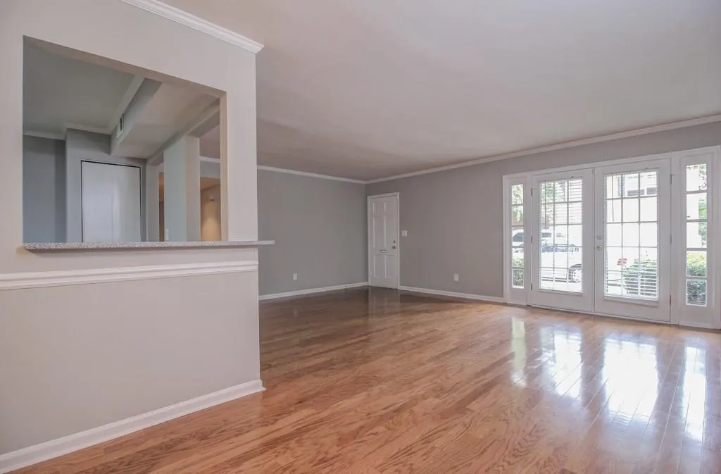 6520 Roswell Road Unit 30, Atlanta, Georgia 30328, 2 Bedrooms Bedrooms, ,2 BathroomsBathrooms,Residential,Sold,6520 Roswell Road Unit 30,6809417