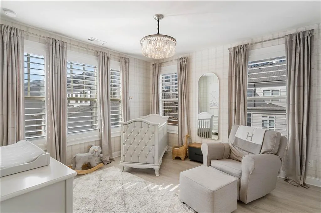 4342 Parkside Place, Atlanta, Georgia 30342, 3 Bedrooms Bedrooms, ,3 BathroomsBathrooms,Residential,Sold,4342 Parkside Place,7175020