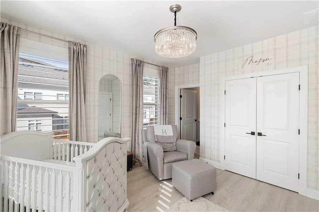 4342 Parkside Place, Atlanta, Georgia 30342, 3 Bedrooms Bedrooms, ,3 BathroomsBathrooms,Residential,Sold,4342 Parkside Place,7175020