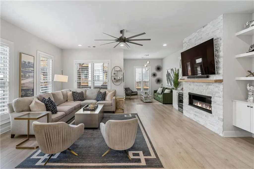 4342 Parkside Place, Atlanta, Georgia 30342, 3 Bedrooms Bedrooms, ,3 BathroomsBathrooms,Residential,Sold,4342 Parkside Place,7175020