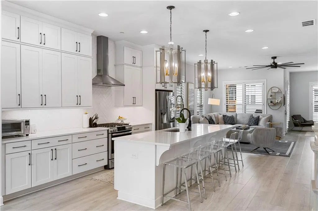 4342 Parkside Place, Atlanta, Georgia 30342, 3 Bedrooms Bedrooms, ,3 BathroomsBathrooms,Residential,Sold,4342 Parkside Place,7175020