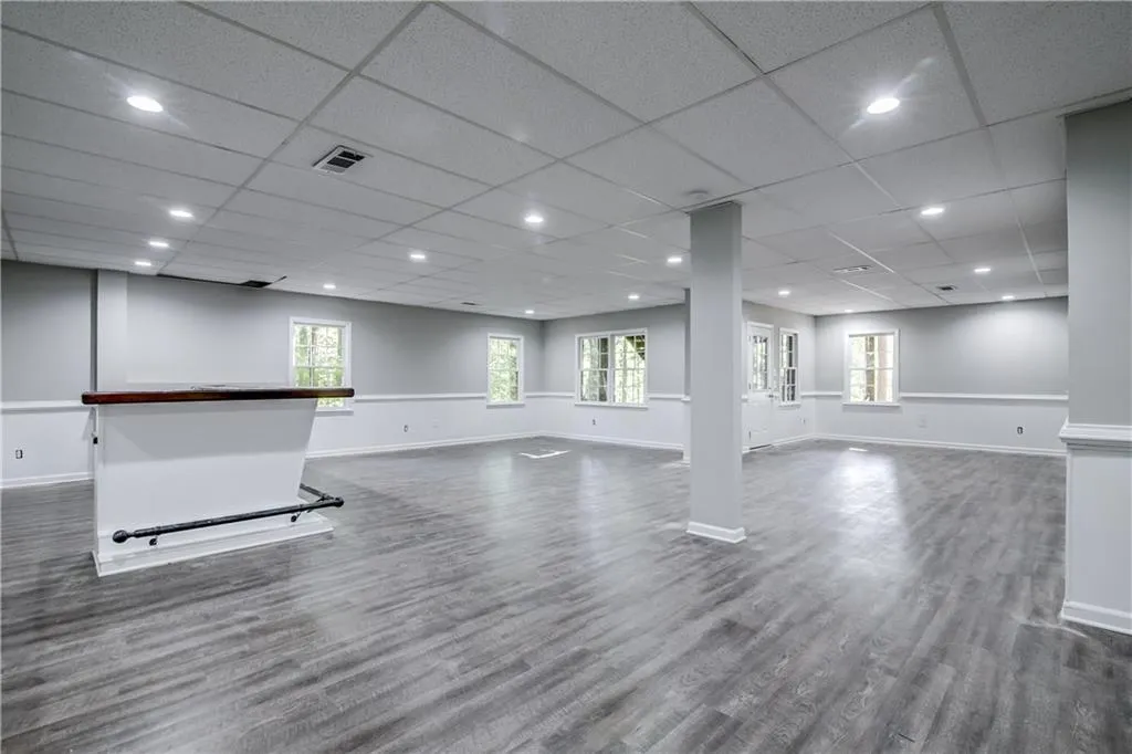 9765 Huntcliff Trace, Sandy Springs, Georgia 30350, 5 Bedrooms Bedrooms, ,4 BathroomsBathrooms,Residential,Sold,9765 Huntcliff Trace,5765285