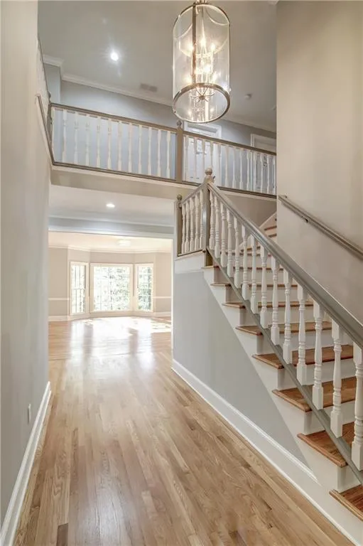 9765 Huntcliff Trace, Sandy Springs, Georgia 30350, 5 Bedrooms Bedrooms, ,4 BathroomsBathrooms,Residential,Sold,9765 Huntcliff Trace,5765285