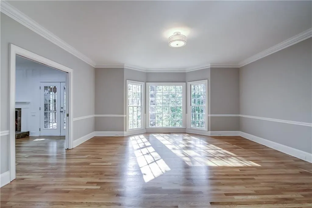 9765 Huntcliff Trace, Sandy Springs, Georgia 30350, 5 Bedrooms Bedrooms, ,4 BathroomsBathrooms,Residential,Sold,9765 Huntcliff Trace,5765285