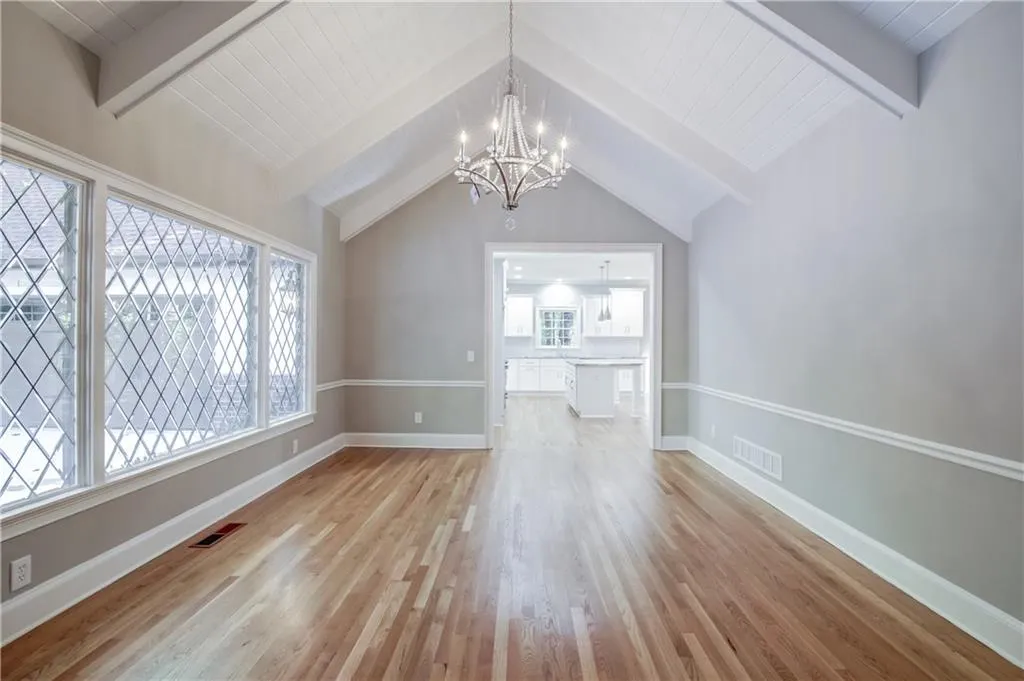 9765 Huntcliff Trace, Sandy Springs, Georgia 30350, 5 Bedrooms Bedrooms, ,4 BathroomsBathrooms,Residential,Sold,9765 Huntcliff Trace,5765285