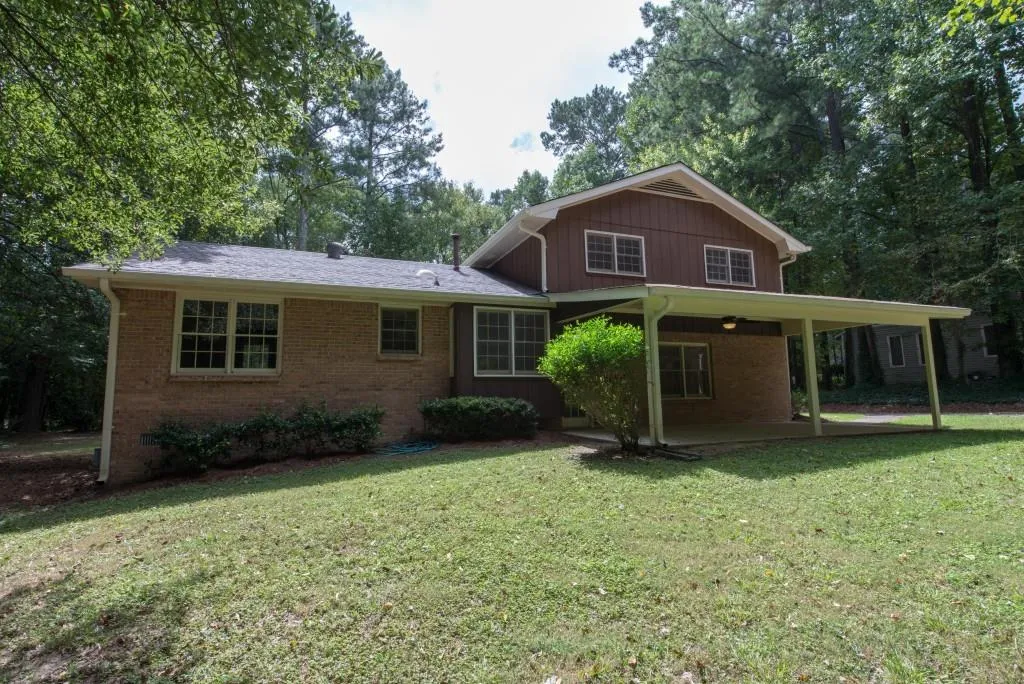 5040 Spalding Drive, Sandy Springs, Georgia 30350, 3 Bedrooms Bedrooms, ,2 BathroomsBathrooms,Residential,Sold,5040 Spalding Drive,5592080