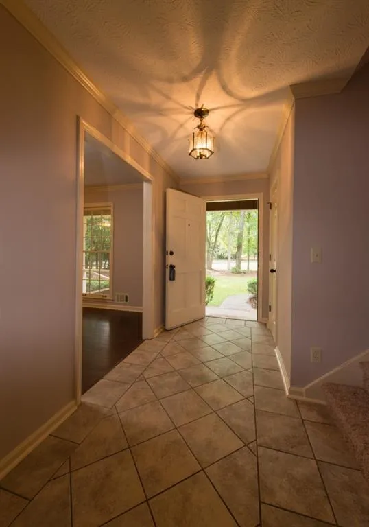 5040 Spalding Drive, Sandy Springs, Georgia 30350, 3 Bedrooms Bedrooms, ,2 BathroomsBathrooms,Residential,Sold,5040 Spalding Drive,5592080