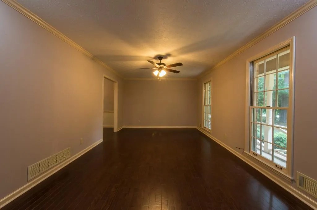 5040 Spalding Drive, Sandy Springs, Georgia 30350, 3 Bedrooms Bedrooms, ,2 BathroomsBathrooms,Residential,Sold,5040 Spalding Drive,5592080