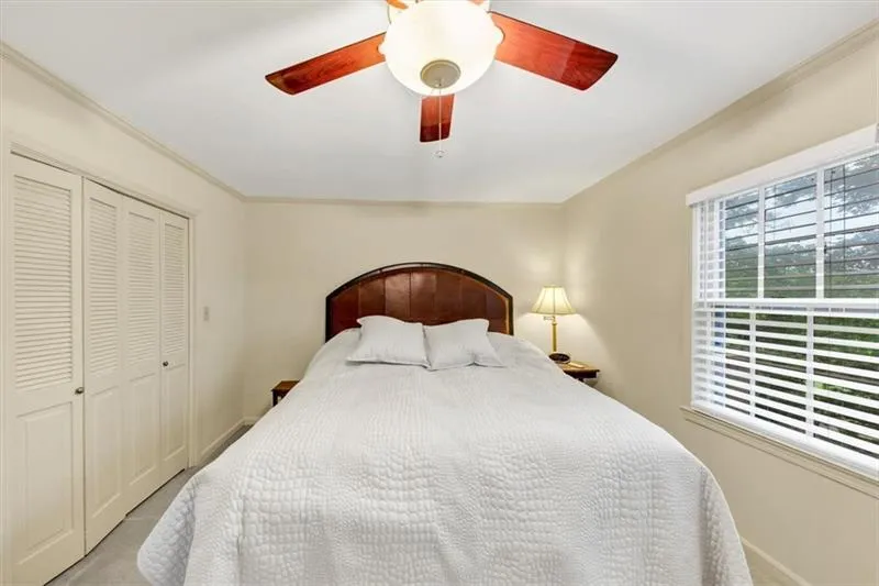 30 Chaumont Square Nw, Atlanta, Georgia 30327, 3 Bedrooms Bedrooms, 0 ,2 BathroomsBathrooms,Residential,For Sale,30 Chaumont Square Nw,7689492