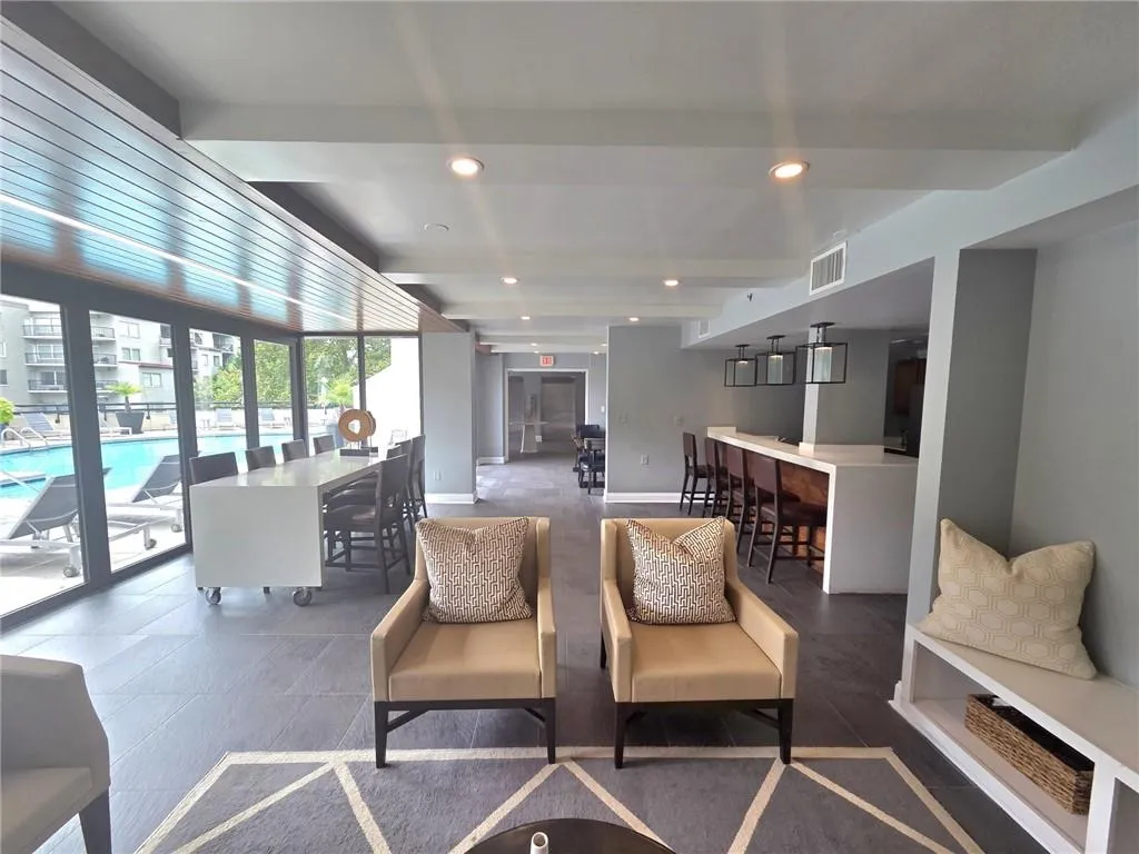 1130 Piedmont Avenue Ne Unit 1610, Atlanta, Georgia 30309, 2 Bedrooms Bedrooms, ,2 BathroomsBathrooms,Residential,For Sale,1130 Piedmont Avenue Ne Unit 1610,7637017