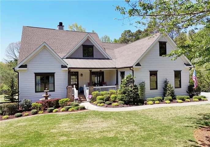 204 Lynn Lane, Canton, Georgia 30115