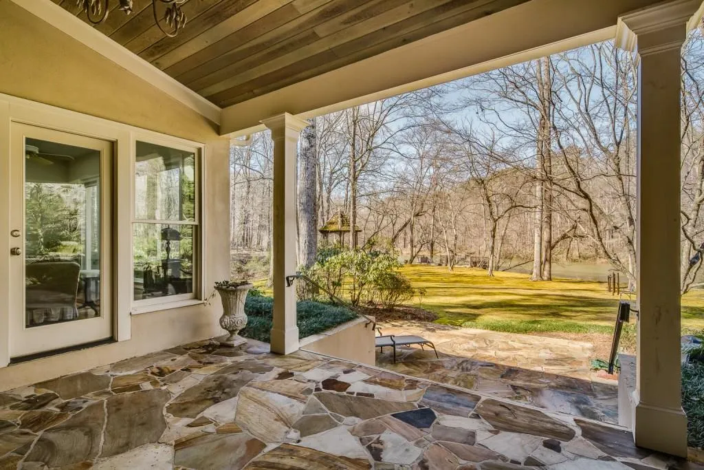 310 Riverhall Court, Sandy Springs, Georgia 30350, 5 Bedrooms Bedrooms, ,4 BathroomsBathrooms,Residential,Sold,310 Riverhall Court,6845929