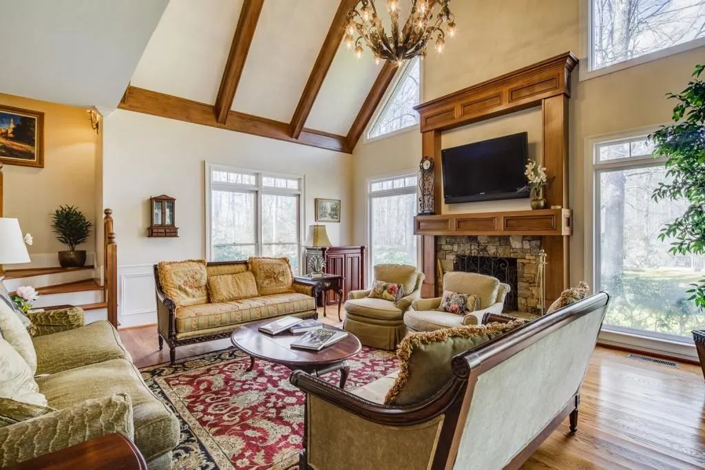 310 Riverhall Court, Sandy Springs, Georgia 30350, 5 Bedrooms Bedrooms, ,4 BathroomsBathrooms,Residential,Sold,310 Riverhall Court,6845929