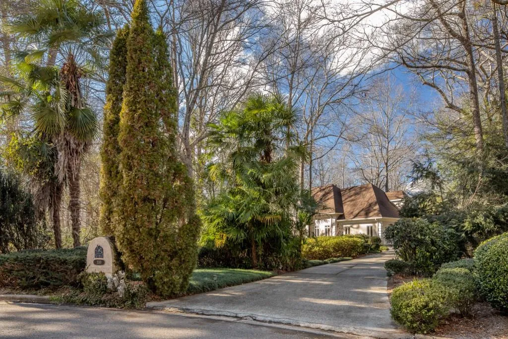 310 Riverhall Court, Sandy Springs, Georgia 30350, 5 Bedrooms Bedrooms, ,4 BathroomsBathrooms,Residential,Sold,310 Riverhall Court,6845929