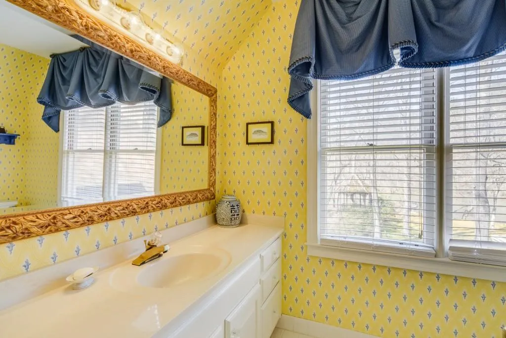 310 Riverhall Court, Sandy Springs, Georgia 30350, 5 Bedrooms Bedrooms, ,4 BathroomsBathrooms,Residential,Sold,310 Riverhall Court,6845929