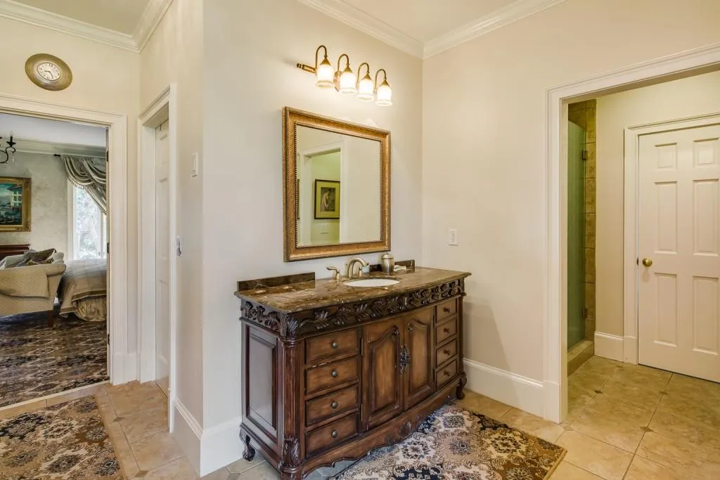 310 Riverhall Court, Sandy Springs, Georgia 30350, 5 Bedrooms Bedrooms, ,4 BathroomsBathrooms,Residential,Sold,310 Riverhall Court,6845929