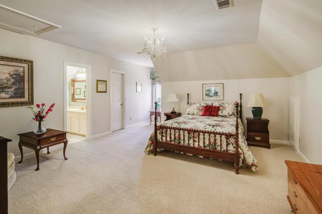 310 Riverhall Court, Sandy Springs, Georgia 30350, 5 Bedrooms Bedrooms, ,4 BathroomsBathrooms,Residential,Sold,310 Riverhall Court,6845929