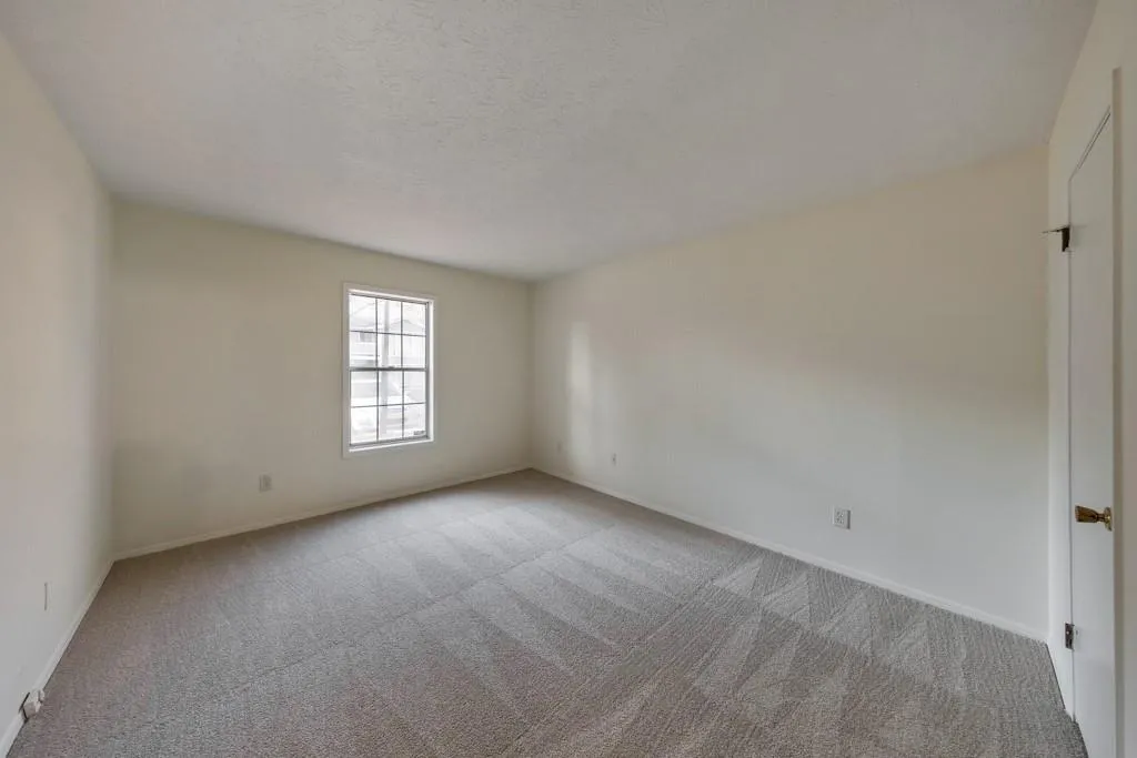 201 Natchez Trace, Atlanta, Georgia 30350, 2 Bedrooms Bedrooms, ,1 BathroomBathrooms,Residential,For Sale,201 Natchez Trace,7718228