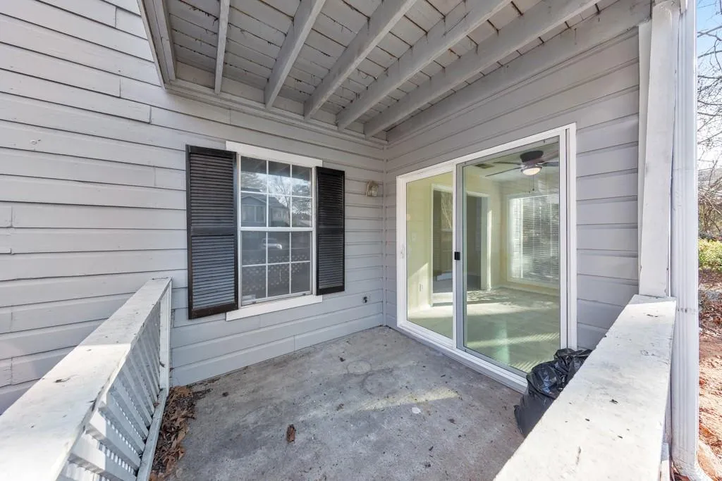 201 Natchez Trace, Atlanta, Georgia 30350, 2 Bedrooms Bedrooms, ,1 BathroomBathrooms,Residential,For Sale,201 Natchez Trace,7718228