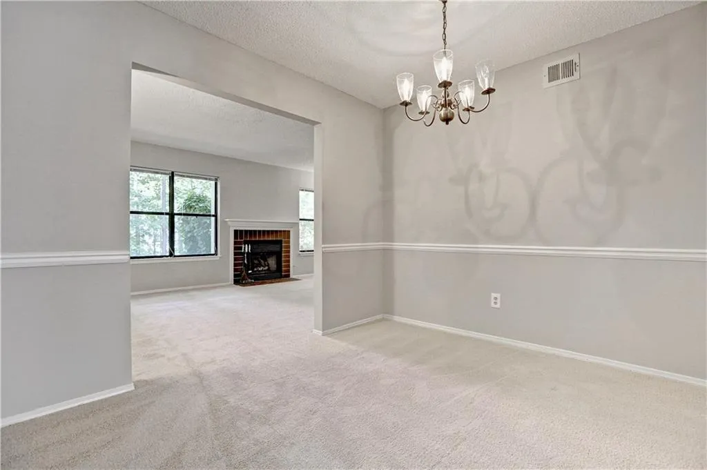 2106 Huntingdon Chase Unit 2106, Sandy Springs, Georgia 30350, 2 Bedrooms Bedrooms, ,2 BathroomsBathrooms,Residential,Sold,2106 Huntingdon Chase Unit 2106,5736774