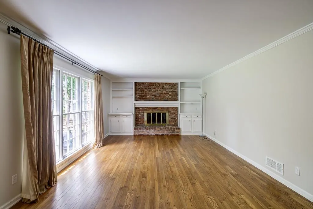 7020 Hunters Branch Drive, Sandy Springs, Georgia 30328, 4 Bedrooms Bedrooms, ,4 BathroomsBathrooms,Residential,Sold,7020 Hunters Branch Drive,5845280