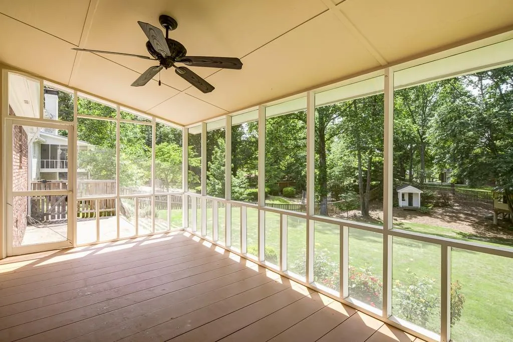7020 Hunters Branch Drive, Sandy Springs, Georgia 30328, 4 Bedrooms Bedrooms, ,4 BathroomsBathrooms,Residential,Sold,7020 Hunters Branch Drive,5845280
