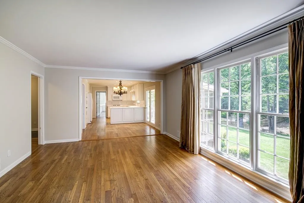 7020 Hunters Branch Drive, Sandy Springs, Georgia 30328, 4 Bedrooms Bedrooms, ,4 BathroomsBathrooms,Residential,Sold,7020 Hunters Branch Drive,5845280
