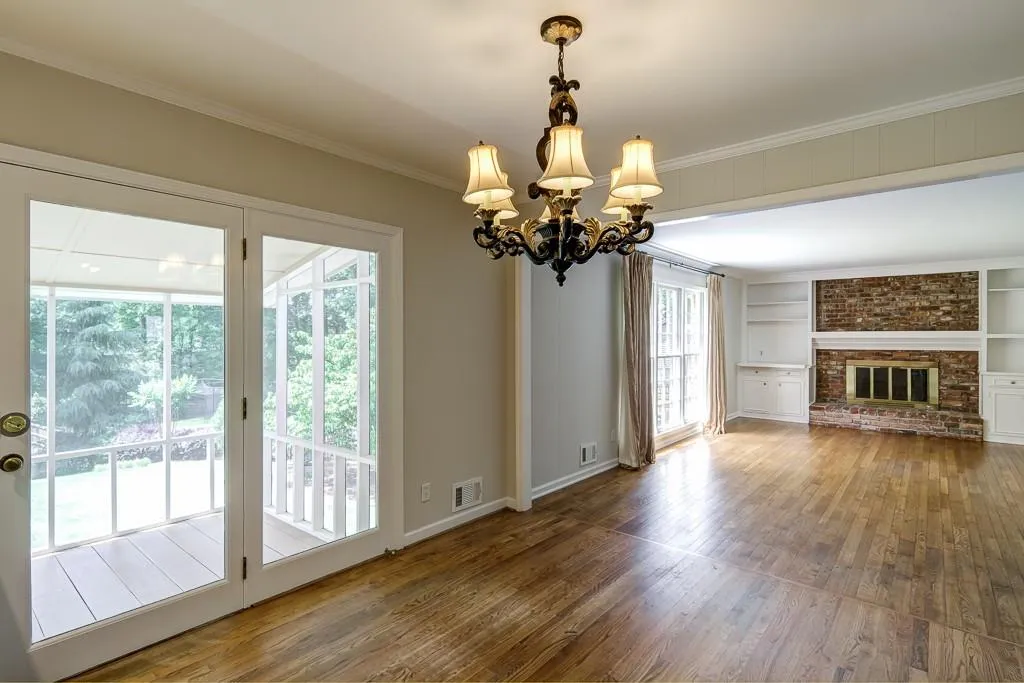7020 Hunters Branch Drive, Sandy Springs, Georgia 30328, 4 Bedrooms Bedrooms, ,4 BathroomsBathrooms,Residential,Sold,7020 Hunters Branch Drive,5845280