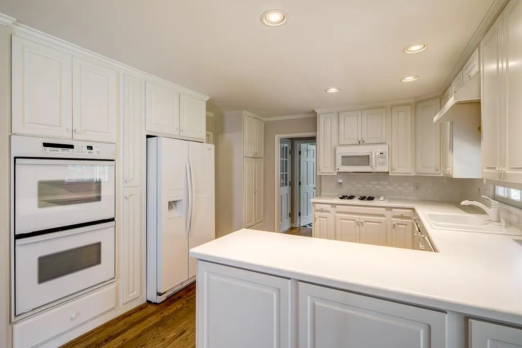 7020 Hunters Branch Drive, Sandy Springs, Georgia 30328, 4 Bedrooms Bedrooms, ,4 BathroomsBathrooms,Residential,Sold,7020 Hunters Branch Drive,5845280