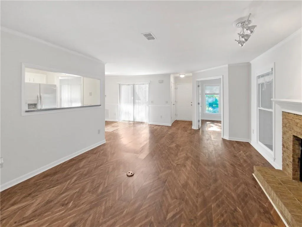 210 Abingdon Way, Atlanta, Georgia 30328, 1 Bedroom Bedrooms, ,1 BathroomBathrooms,Residential,Sold,210 Abingdon Way,7379665