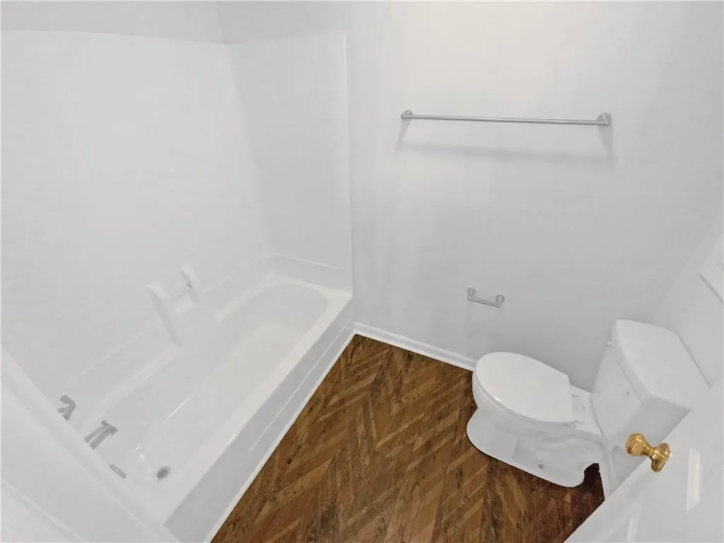 210 Abingdon Way, Atlanta, Georgia 30328, 1 Bedroom Bedrooms, ,1 BathroomBathrooms,Residential,Sold,210 Abingdon Way,7379665