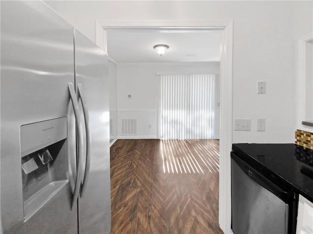 210 Abingdon Way, Atlanta, Georgia 30328, 1 Bedroom Bedrooms, ,1 BathroomBathrooms,Residential,Sold,210 Abingdon Way,7379665