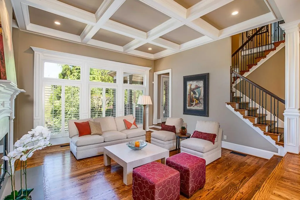 7795 Stables Drive, Atlanta, Georgia 30350, 6 Bedrooms Bedrooms, ,6 BathroomsBathrooms,Residential,Sold,7795 Stables Drive,6085985