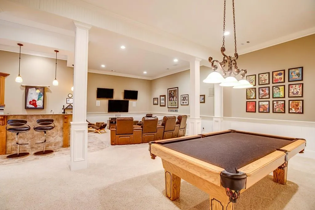 7795 Stables Drive, Atlanta, Georgia 30350, 6 Bedrooms Bedrooms, ,6 BathroomsBathrooms,Residential,Sold,7795 Stables Drive,6085985