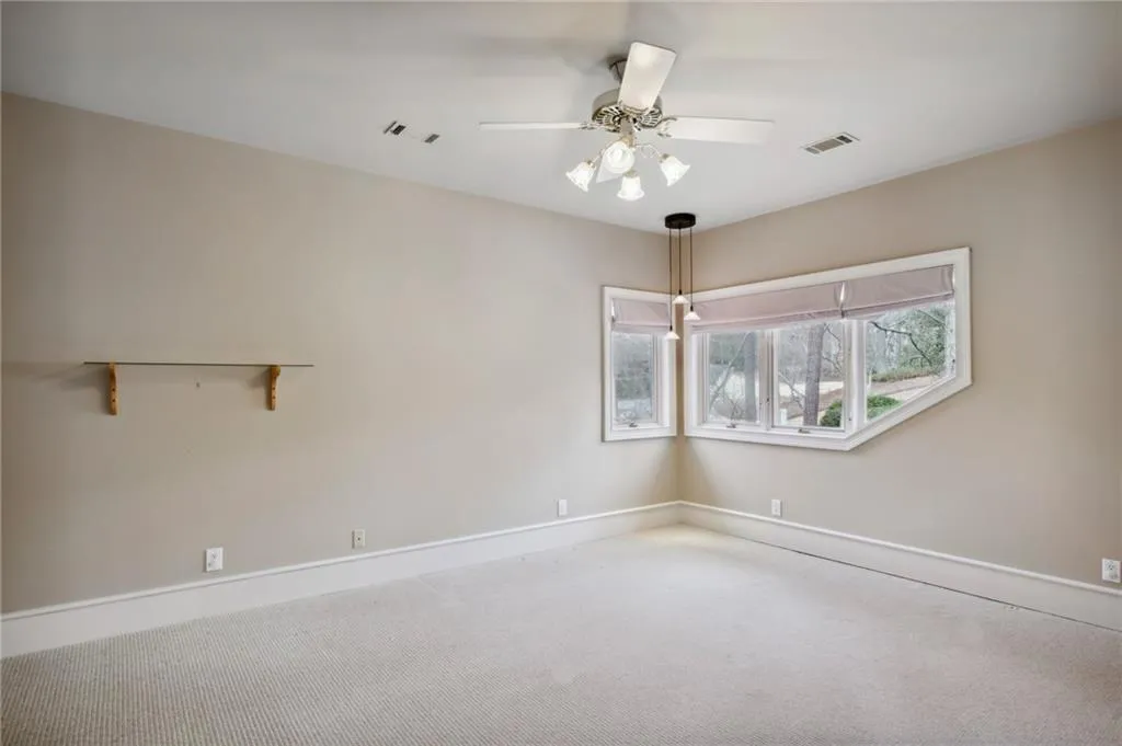 5410 New Wellington Close, Atlanta, Georgia 30327, 6 Bedrooms Bedrooms, ,4 BathroomsBathrooms,Residential,Sold,5410 New Wellington Close,7167096