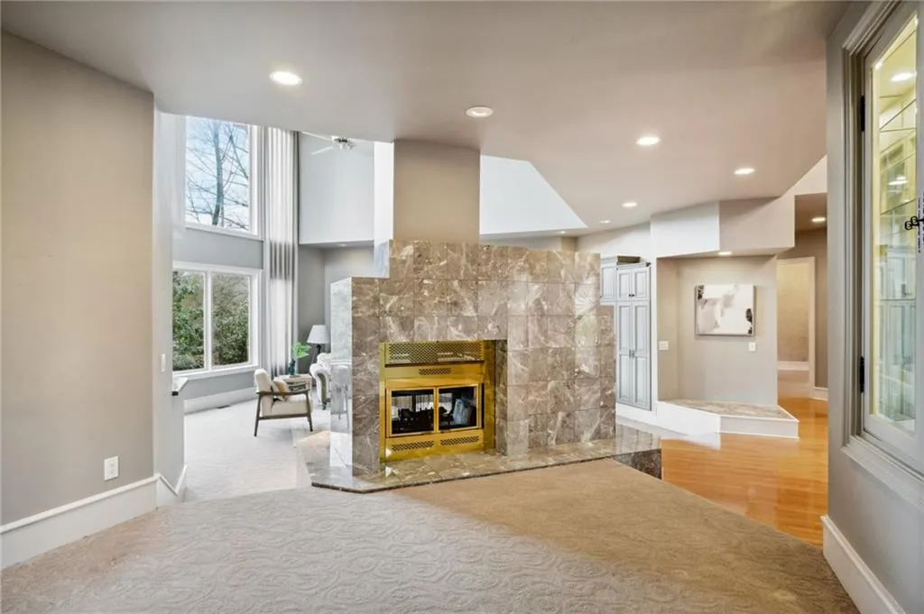 5410 New Wellington Close, Atlanta, Georgia 30327, 6 Bedrooms Bedrooms, ,4 BathroomsBathrooms,Residential,Sold,5410 New Wellington Close,7167096