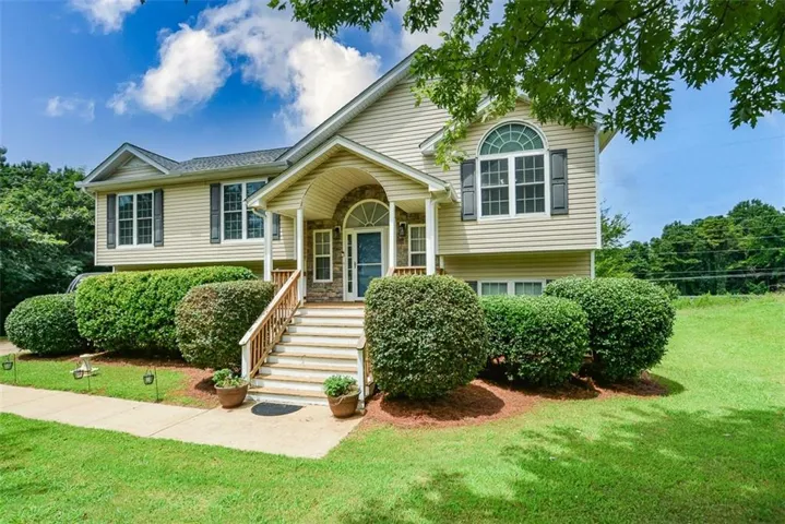 168 Oakview Drive, Dallas, Georgia 30157
