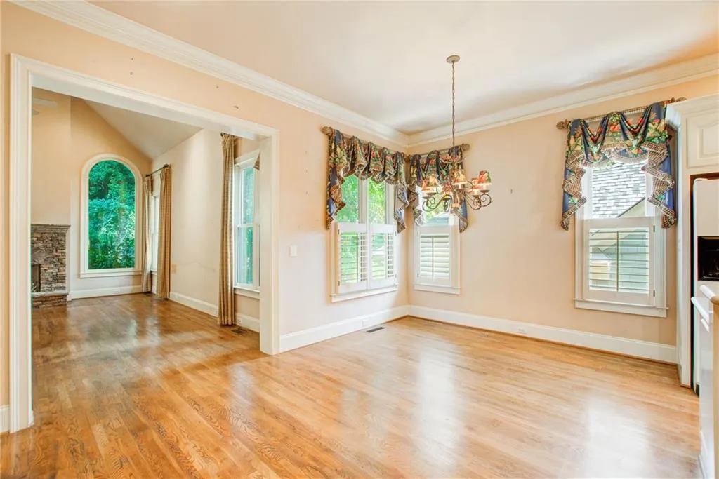 495 Winfield Glen Court, Atlanta, Georgia 30342, 4 Bedrooms Bedrooms, ,3 BathroomsBathrooms,Residential,Sold,495 Winfield Glen Court,7255332