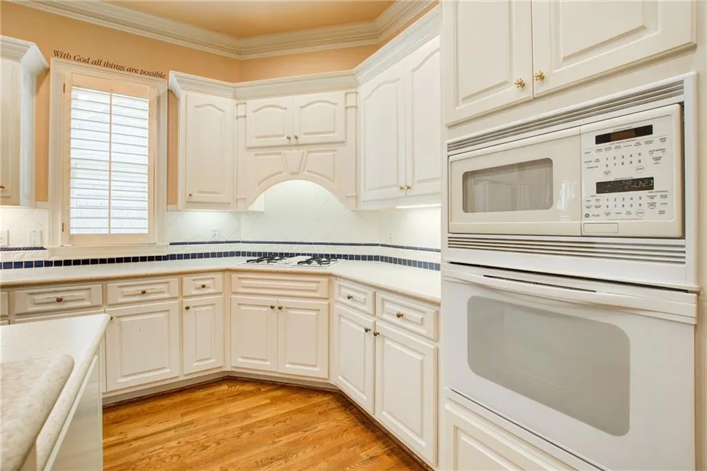 495 Winfield Glen Court, Atlanta, Georgia 30342, 4 Bedrooms Bedrooms, ,3 BathroomsBathrooms,Residential,Sold,495 Winfield Glen Court,7255332