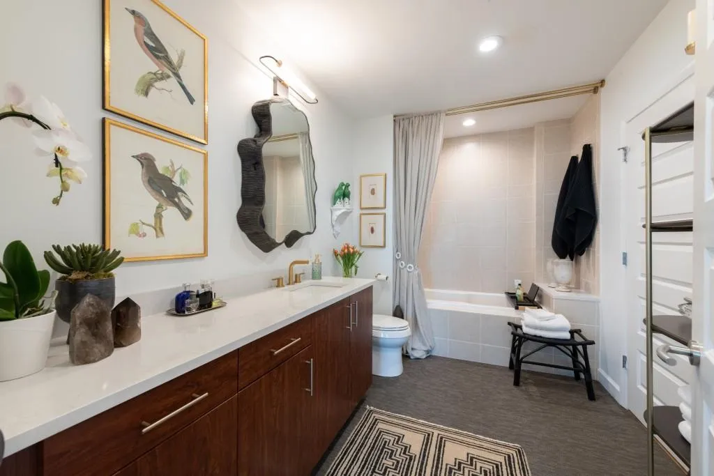 1080 Peachtree Street Ne Unit 1906, Atlanta, Georgia 30309, 1 Bedroom Bedrooms, ,1 BathroomBathrooms,Residential,For Sale,1080 Peachtree Street Ne Unit 1906,7668514