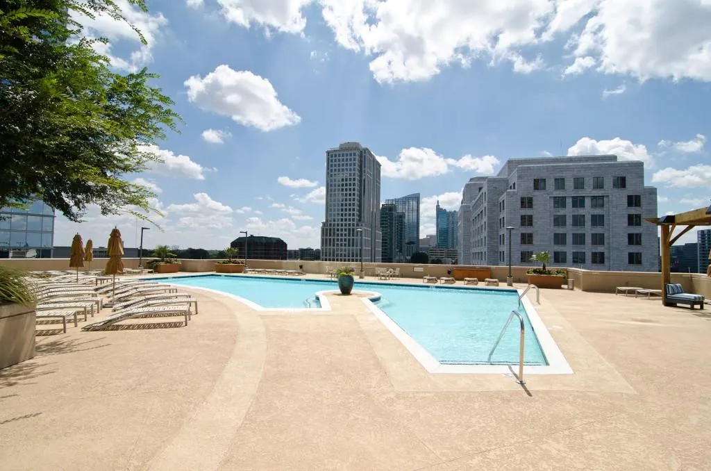 1080 Peachtree Street Ne Unit 1906, Atlanta, Georgia 30309, 1 Bedroom Bedrooms, ,1 BathroomBathrooms,Residential,For Sale,1080 Peachtree Street Ne Unit 1906,7668514