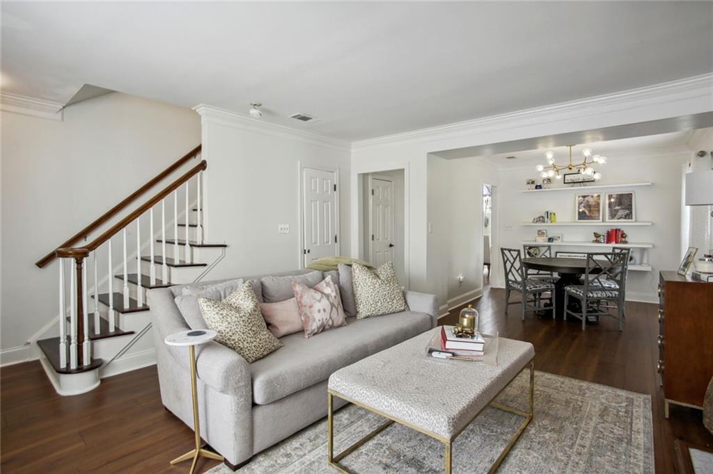 54 Mount Vernon Circle, Sandy Springs, Georgia 30338, 2 Bedrooms Bedrooms, ,2 BathroomsBathrooms,Residential,Sold,54 Mount Vernon Circle,7286495