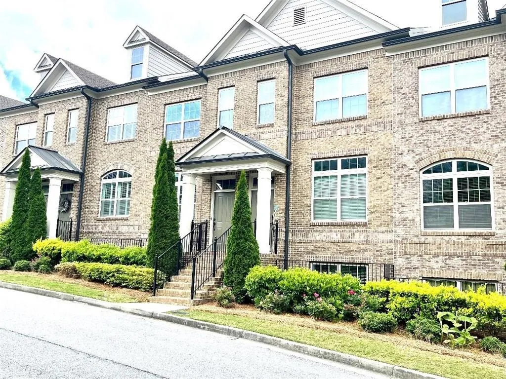 7485 Highland Bluff, Sandy Springs, Georgia 30328, 3 Bedrooms Bedrooms, ,3 BathroomsBathrooms,Residential,Sold,7485 Highland Bluff,7047583